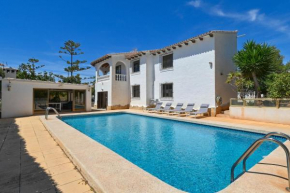 Chez Tonny 6 bedroom 4 bathroom